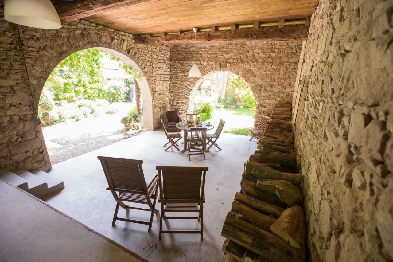 Le Clos Du Perret Chaussan Eksteriør billede